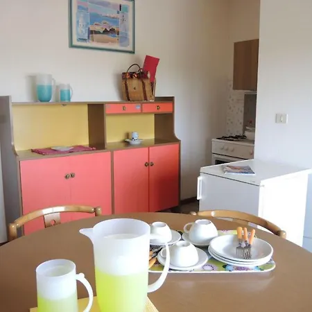 Luminous Flat With Balcony-beahost 아파트